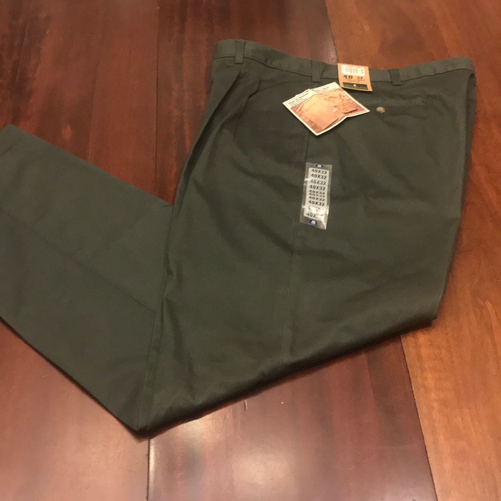 NEW Bill Blass Wrinkle Free Pants